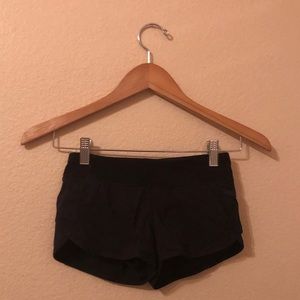 Black ivivva running shorts